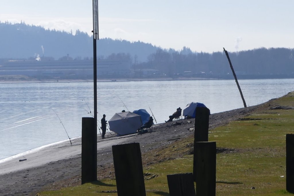 Salmon Fishermen on Prescott Beach columbia county oregon