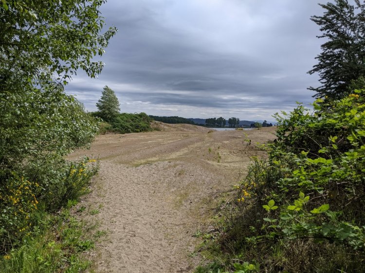 trestle beach deer island columbia county city st. helens oregon