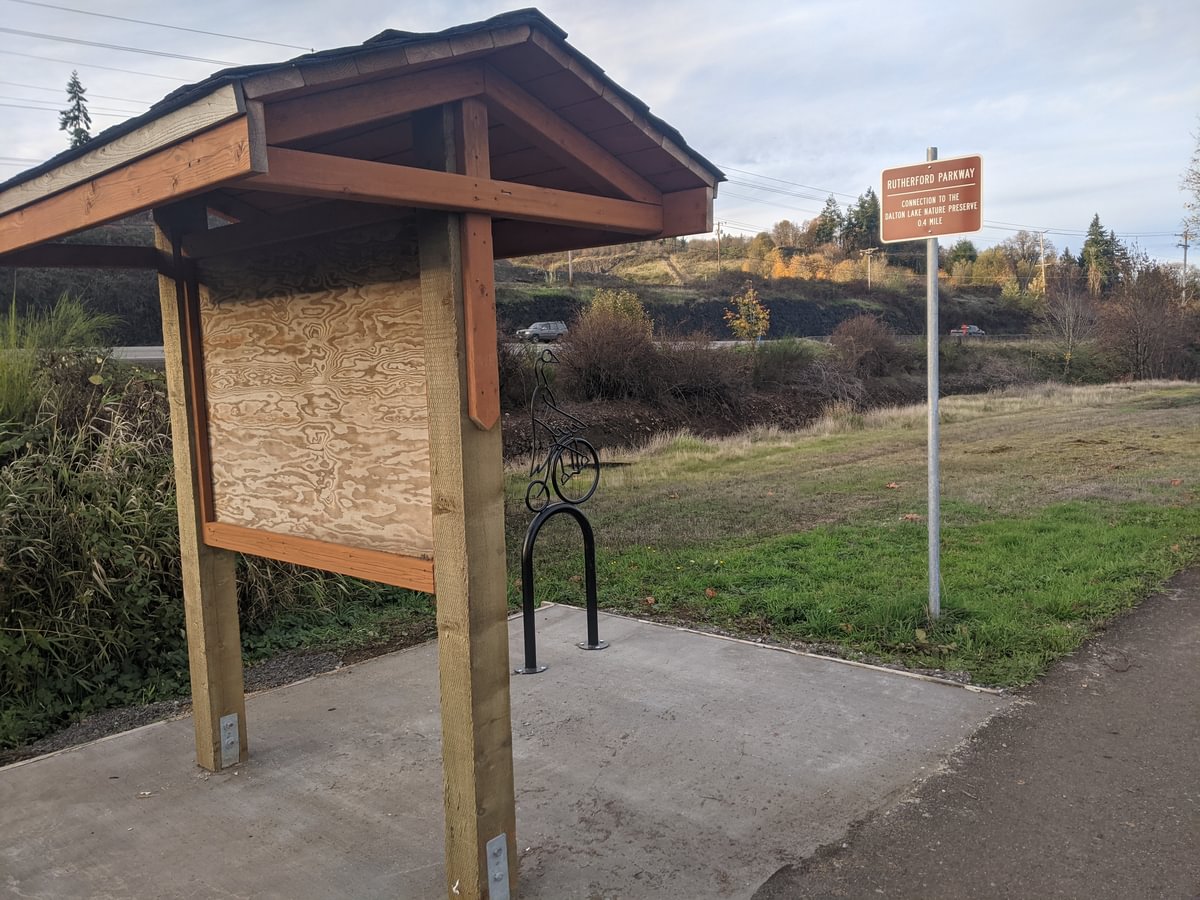 dalton lake bike trail st. helens columbia city rutherford parkway oregon