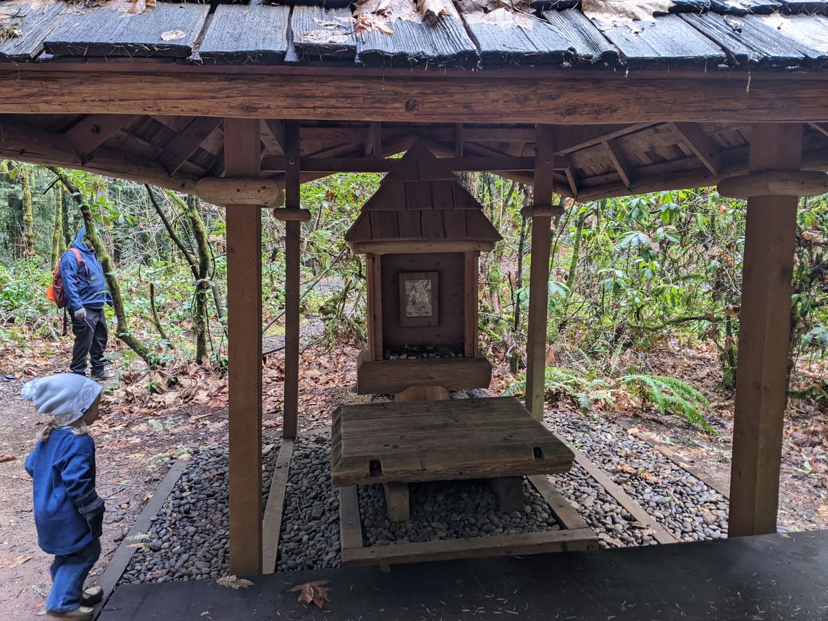 Holy mother shrine Vedanta Retreat Portland Scappoose oregon
